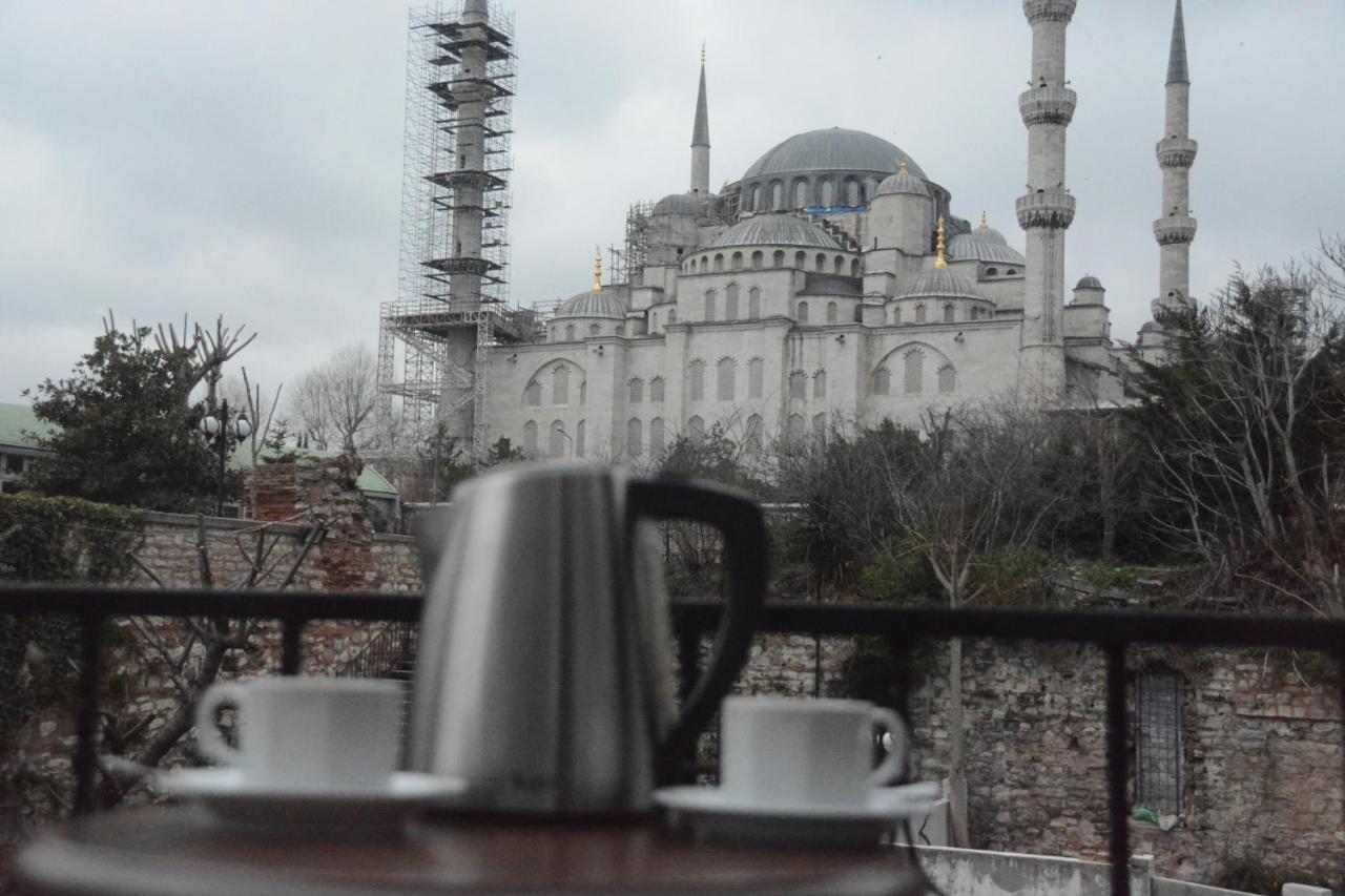 Turgut Hotel - Istanbul — Photos 1